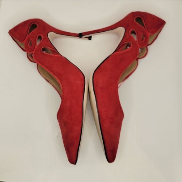 Just fab Serice Cutout suede red  Pumps. - Picture 3 of 12